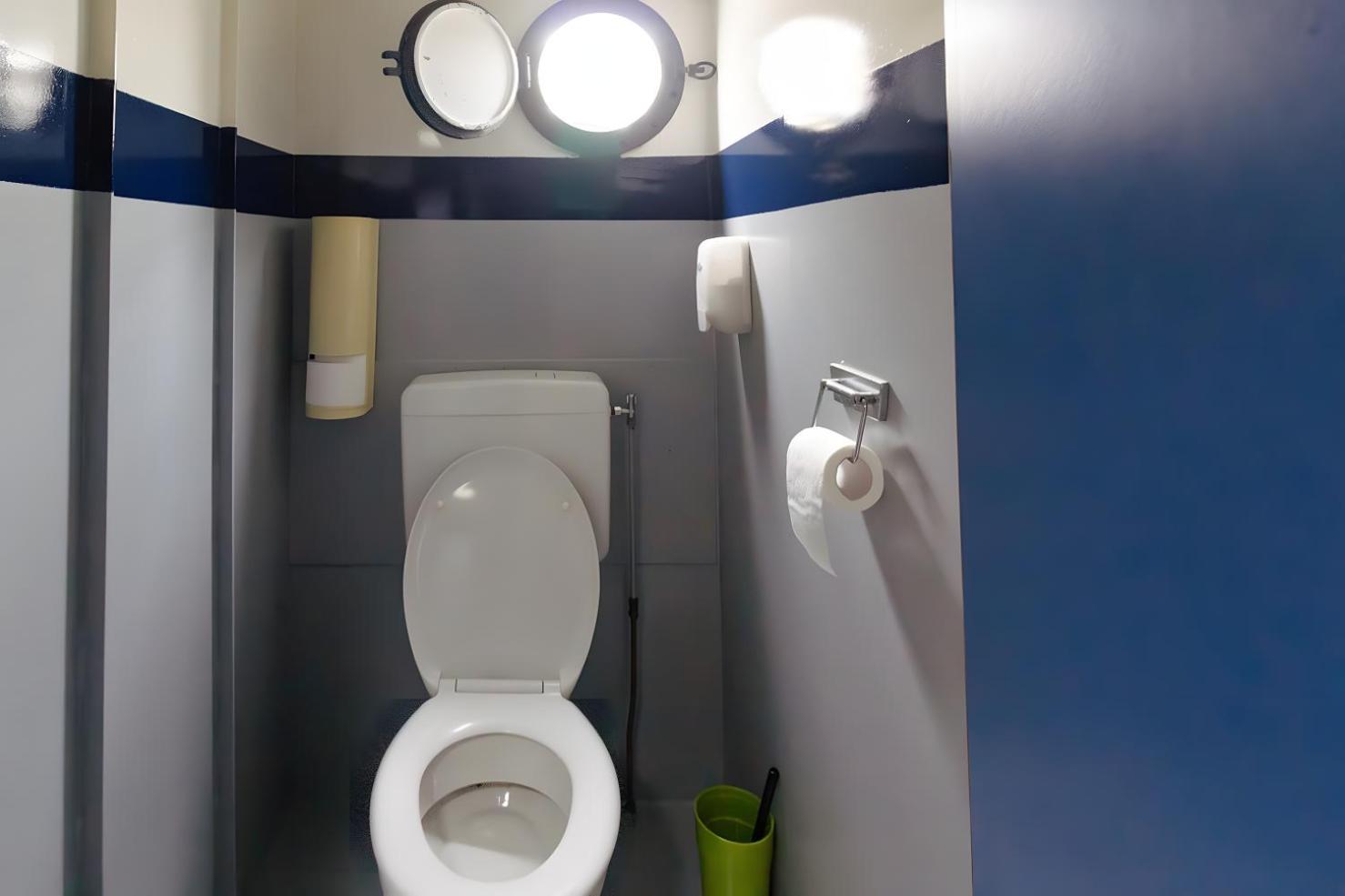 Intersail Hostel - Avontuur อัมสเตอร์ดัม ภายนอก รูปภาพ