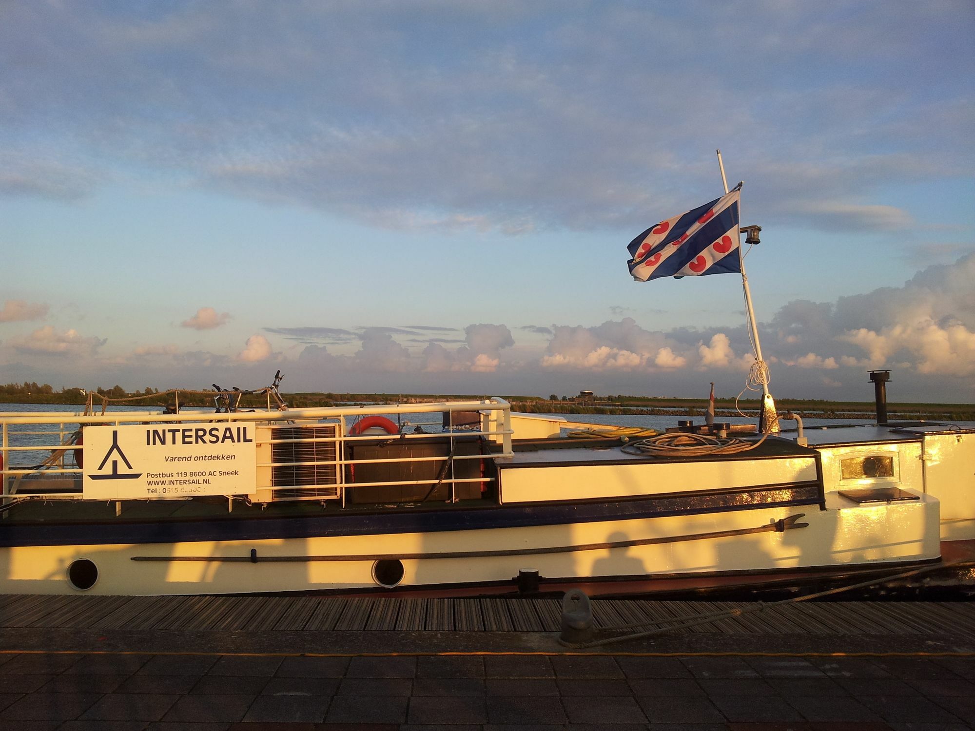 Intersail Hostel - Avontuur อัมสเตอร์ดัม ภายนอก รูปภาพ
