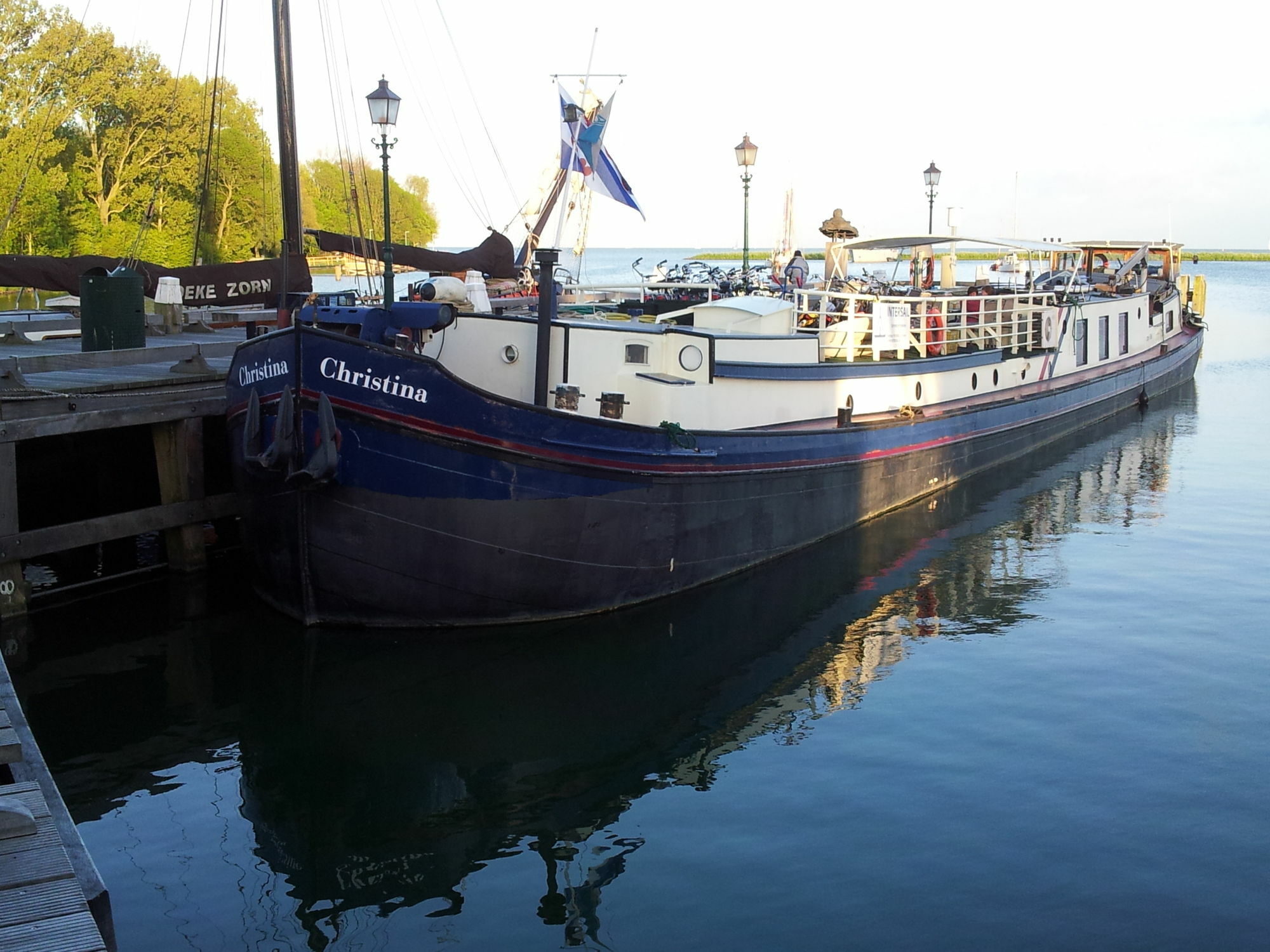 Intersail Hostel - Avontuur อัมสเตอร์ดัม ภายนอก รูปภาพ