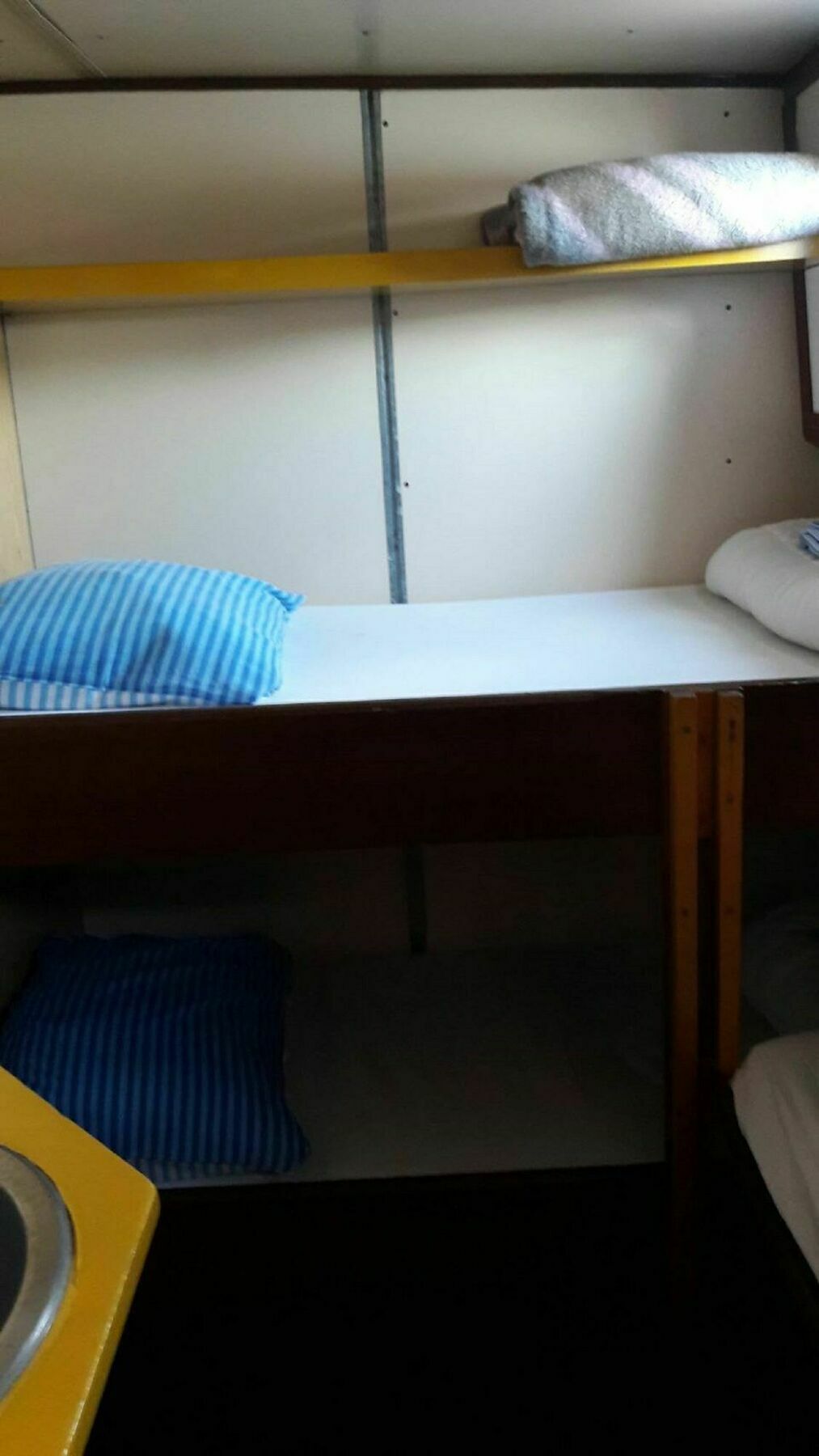 Intersail Hostel - Avontuur อัมสเตอร์ดัม ภายนอก รูปภาพ